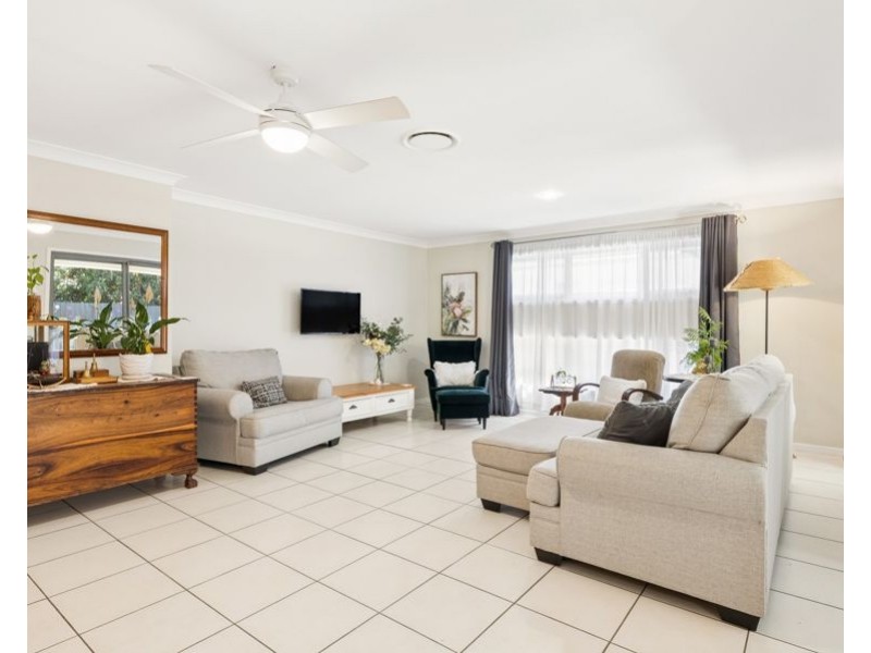 61 Wedgetail Circuit, Narangba QLD 4504