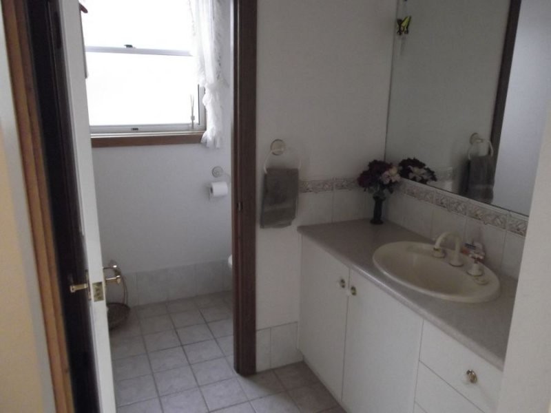 141 Sea Parade, Port Macdonnell SA 5291