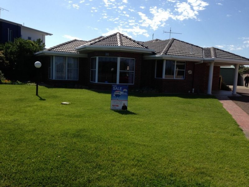 141 Sea Parade, Port Macdonnell SA 5291