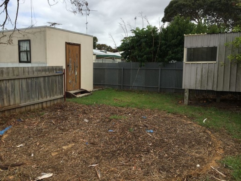 12 Barrett Avenue, Mount Gambier SA 5290