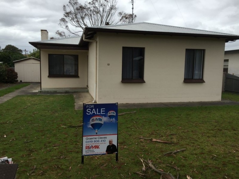 12 Barrett Avenue, Mount Gambier SA 5290