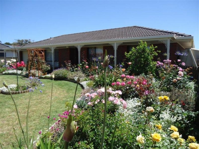 2 Varcoe Street, Beachport SA 5280