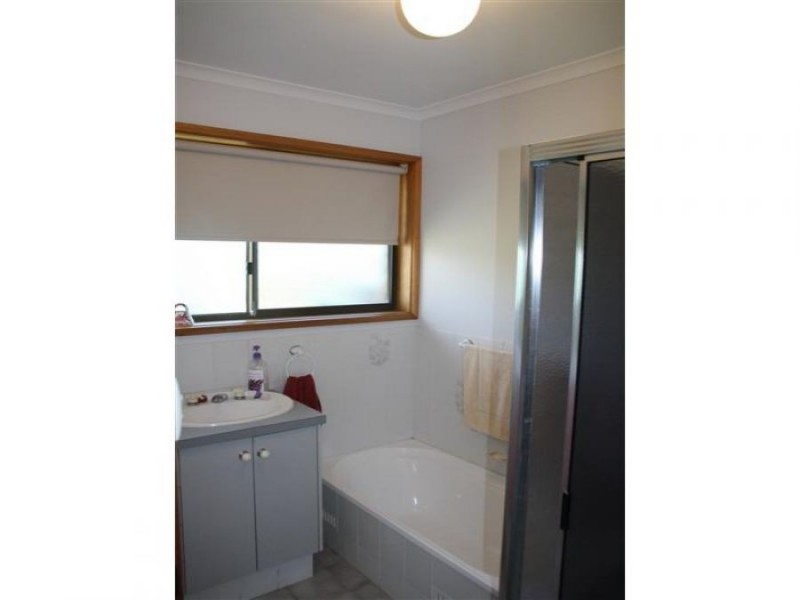 2 Varcoe Street, Beachport SA 5280