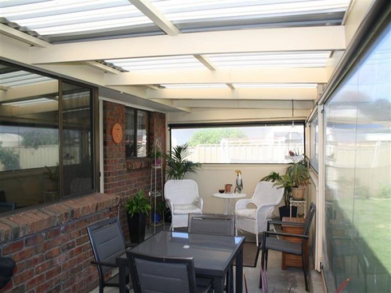 2 Varcoe Street, Beachport SA 5280