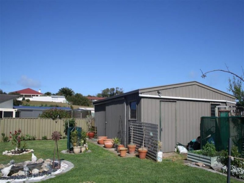2 Varcoe Street, Beachport SA 5280