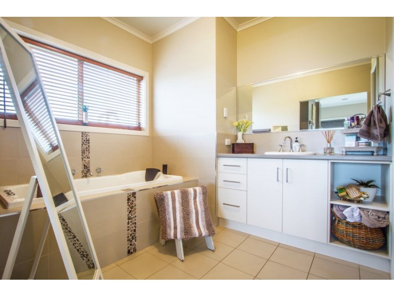 12 Greenridge Drive, Mount Gambier SA 5290