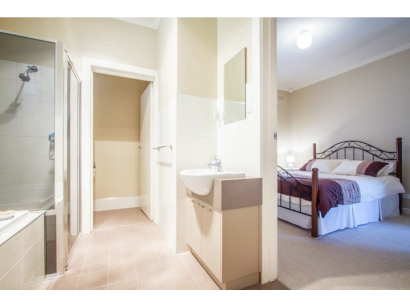 9 Renfrey Place, Mount Gambier SA 5290