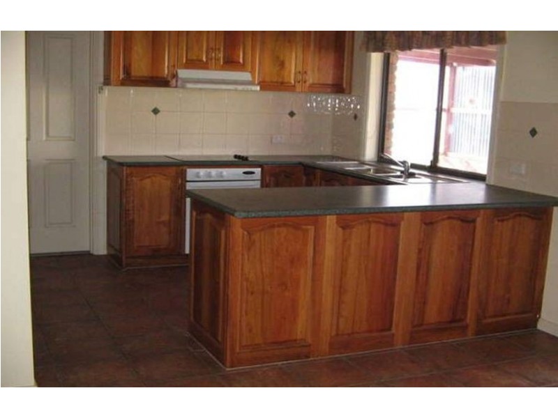 2 Germein Court, Port Macdonnell SA 5291