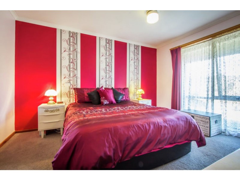 24 Sunset Drive, Mount Gambier SA 5290