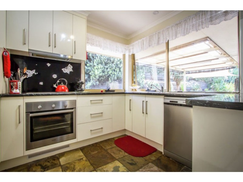 24 Sunset Drive, Mount Gambier SA 5290