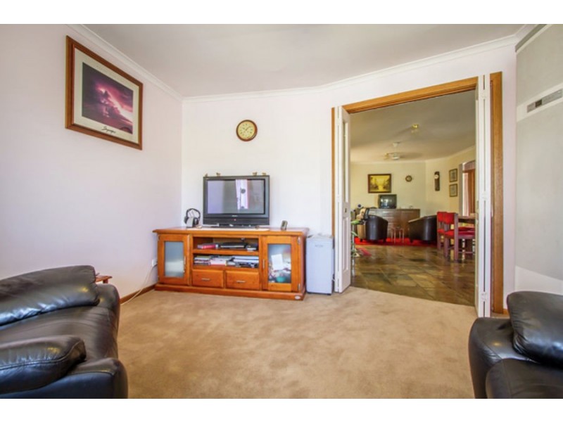 24 Sunset Drive, Mount Gambier SA 5290