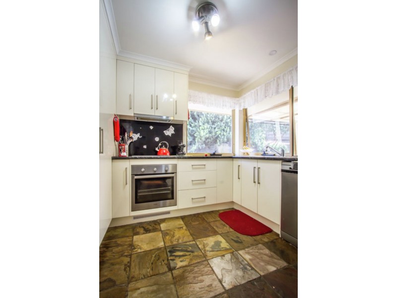 24 Sunset Drive, Mount Gambier SA 5290