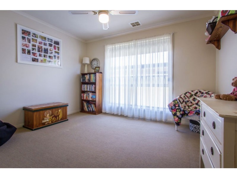 16 Woodhaven Place, Mount Gambier SA 5290
