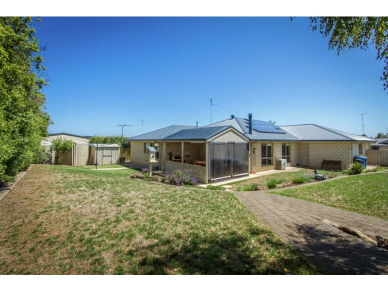 16 Woodhaven Place, Mount Gambier SA 5290