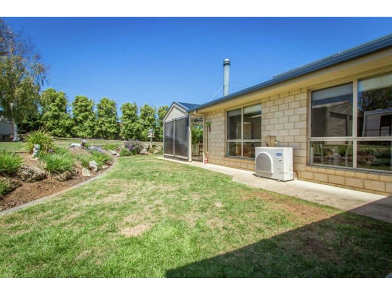 16 Woodhaven Place, Mount Gambier SA 5290