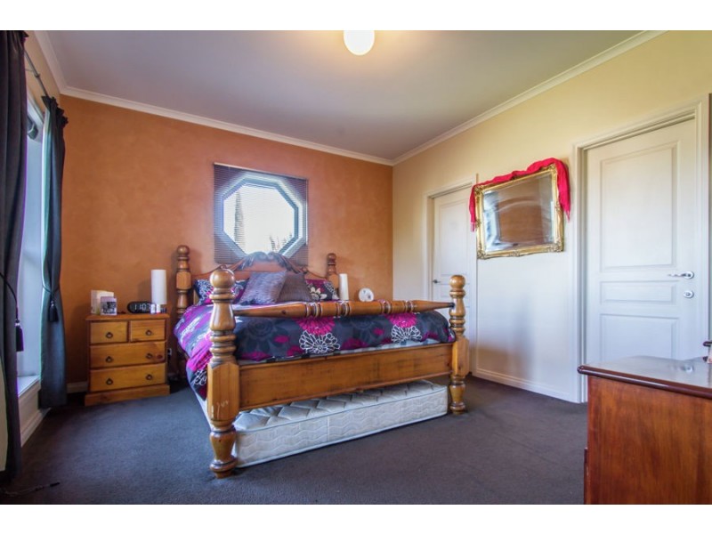 21 Longmire Terrace, Mount Gambier SA 5290