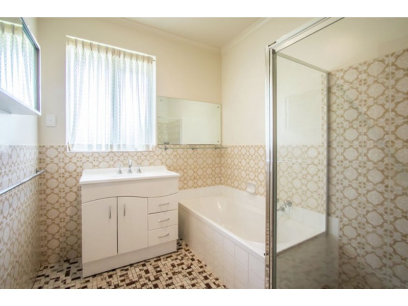 7 Coora Avenue, Mount Gambier SA 5290