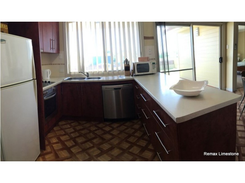 6 Shellsea Court, Pelican Point SA 5291