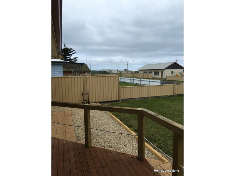 6 Shellsea Court, Pelican Point SA 5291