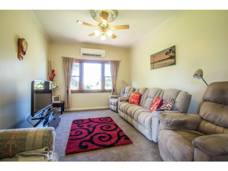 18 Strathdownie School Road, Strathdownie VIC 3312