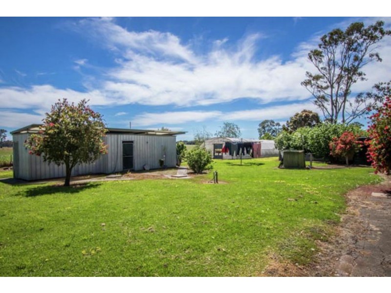 18 Strathdownie School Road, Strathdownie VIC 3312