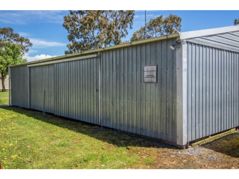 18 Strathdownie School Road, Strathdownie VIC 3312