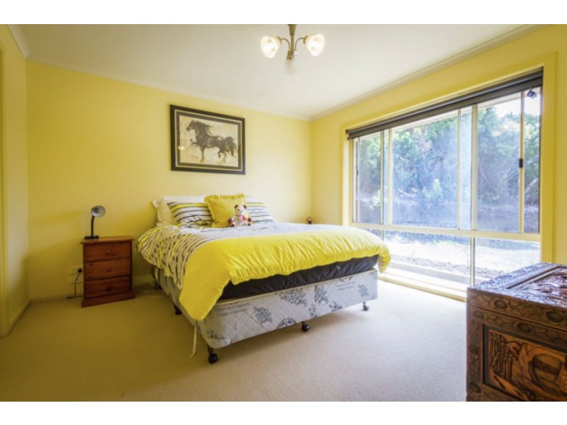 24 Blackswan Road, Nelson VIC 3292