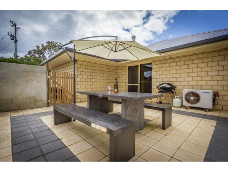 24 Blackswan Road, Nelson VIC 3292