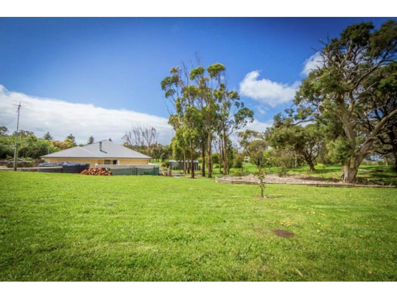 24 Blackswan Road, Nelson VIC 3292