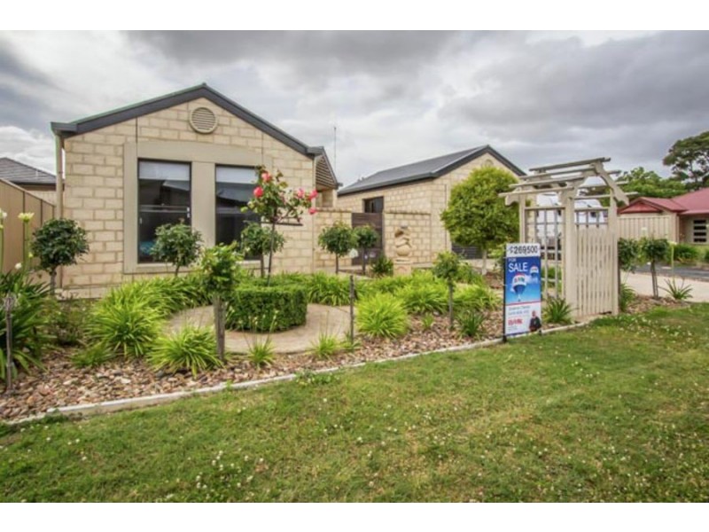 8 Queens Court, Mount Gambier SA 5290