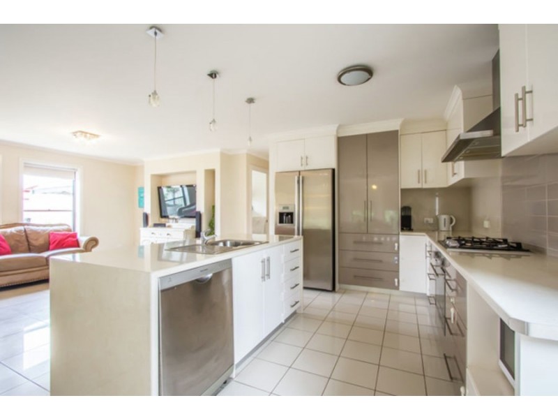 8 Queens Court, Mount Gambier SA 5290