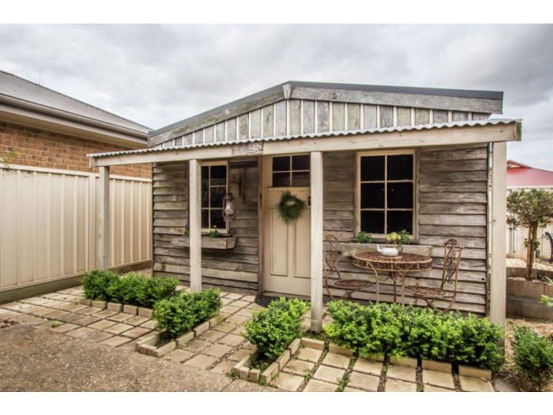 8 Queens Court, Mount Gambier SA 5290