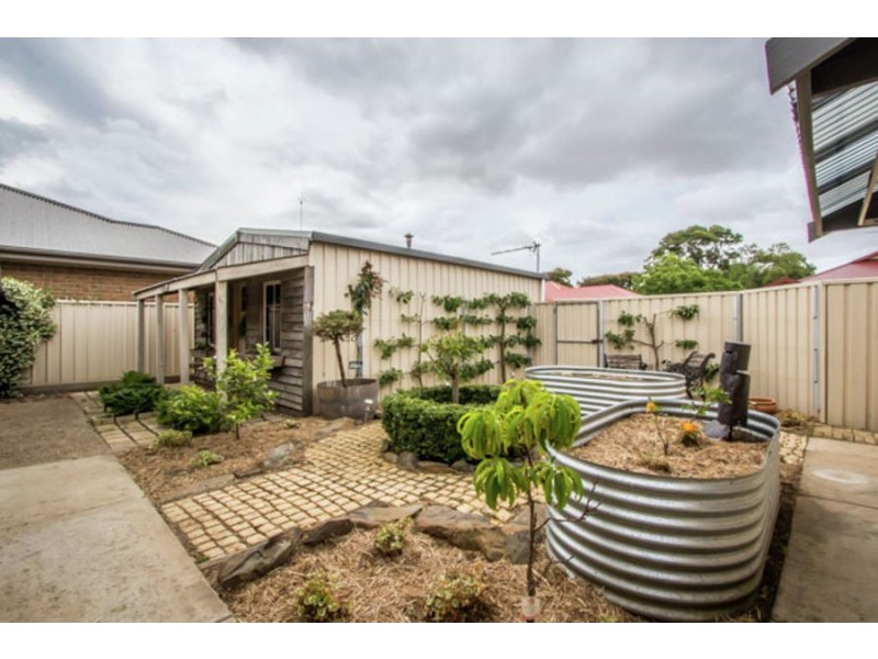 8 Queens Court, Mount Gambier SA 5290