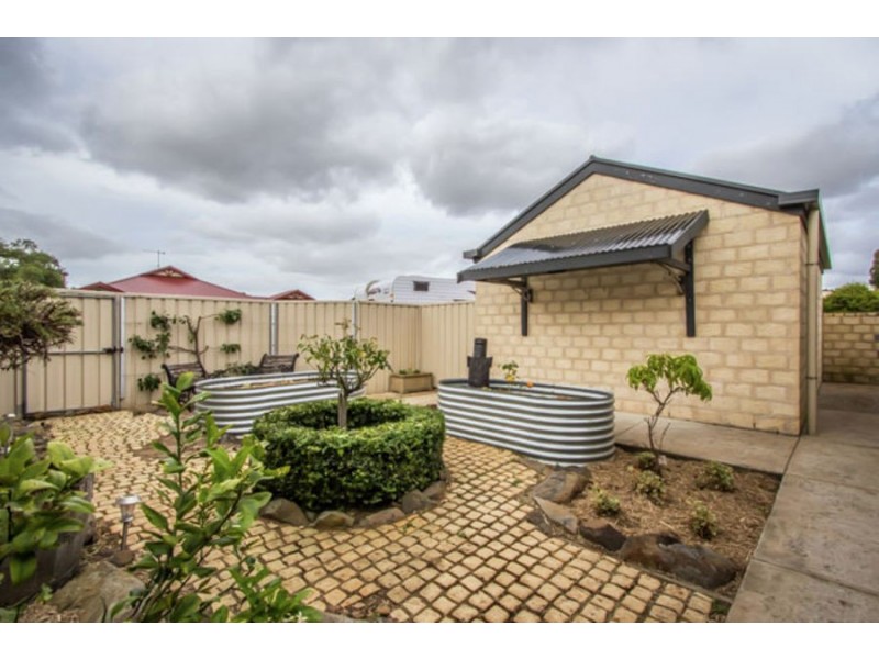 8 Queens Court, Mount Gambier SA 5290