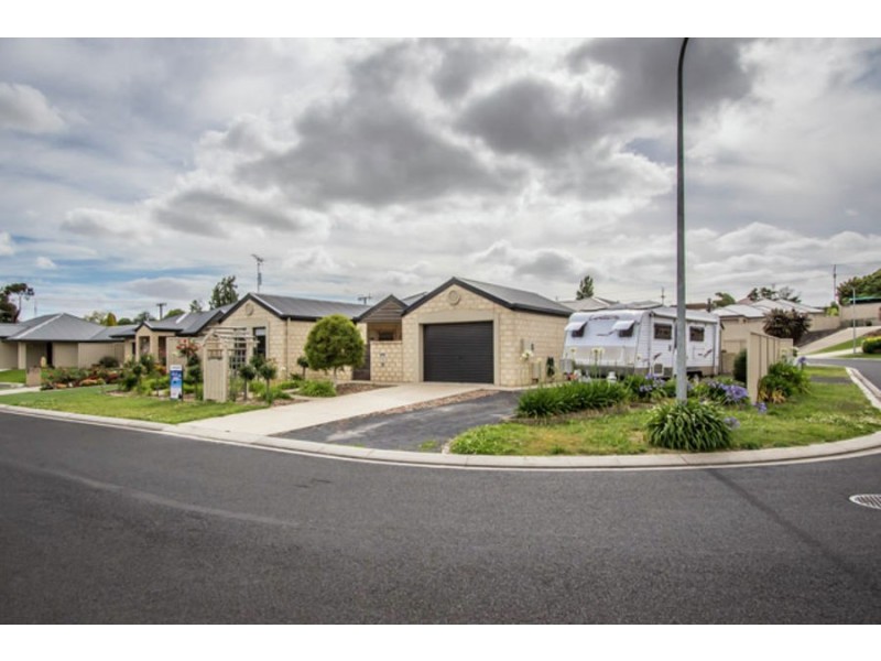 8 Queens Court, Mount Gambier SA 5290