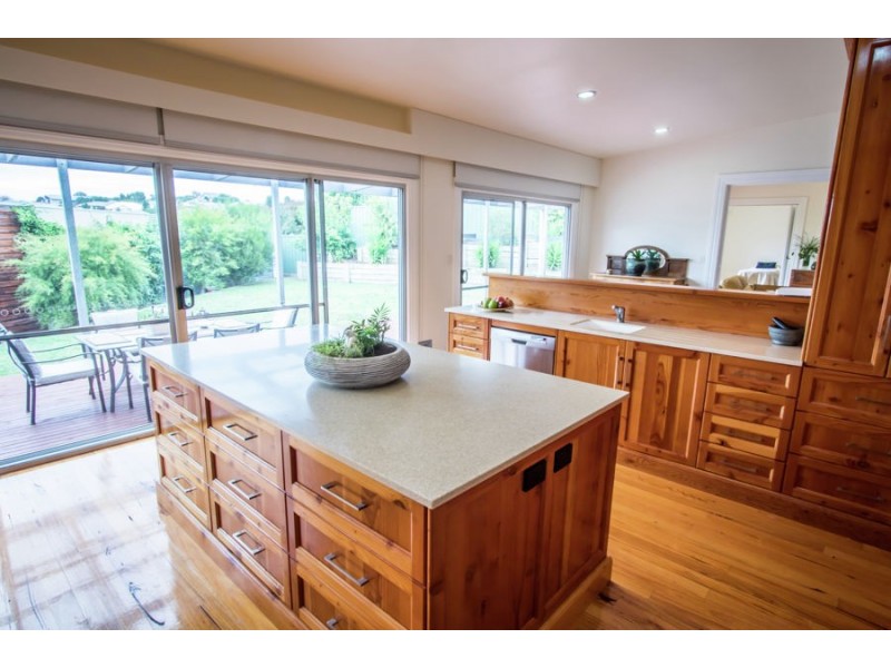 9 Kyrenia Court, Mount Gambier SA 5290