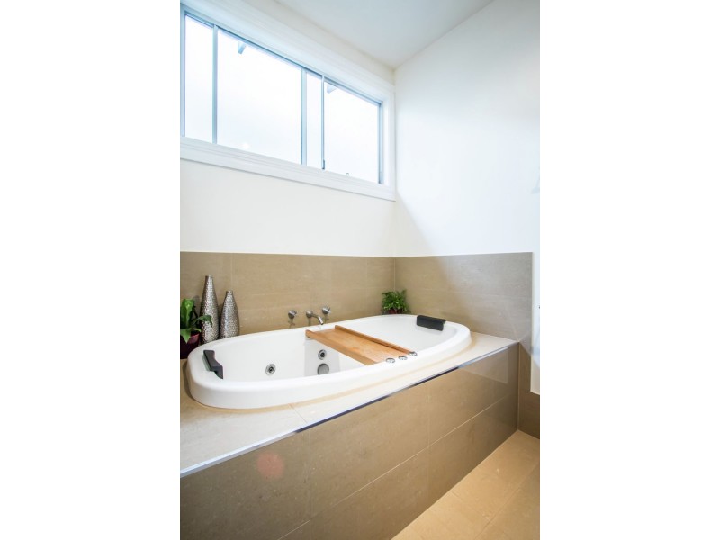 9 Kyrenia Court, Mount Gambier SA 5290