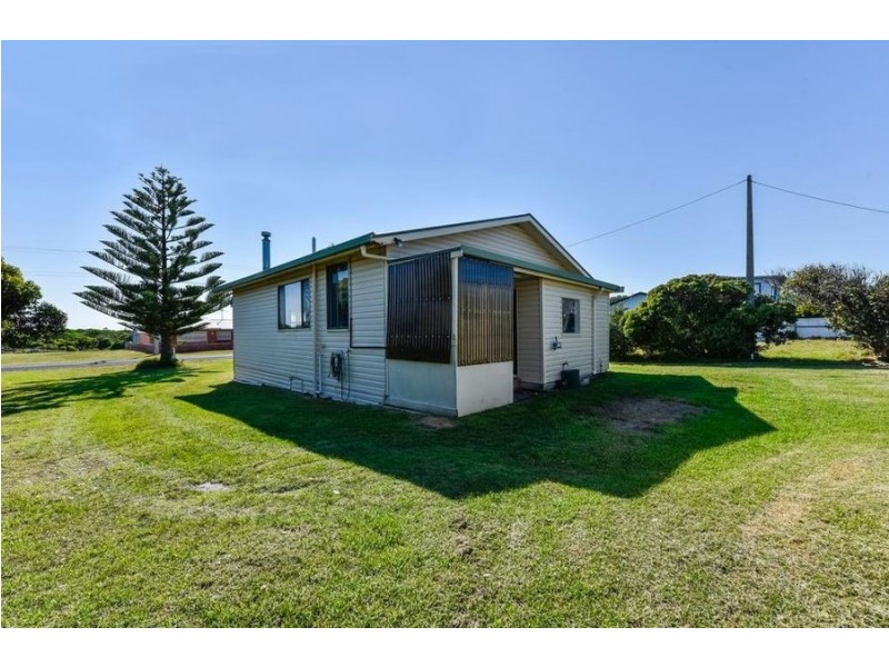 Lot 301 Carpenter Rocks Rd, Carpenter Rocks SA 5291