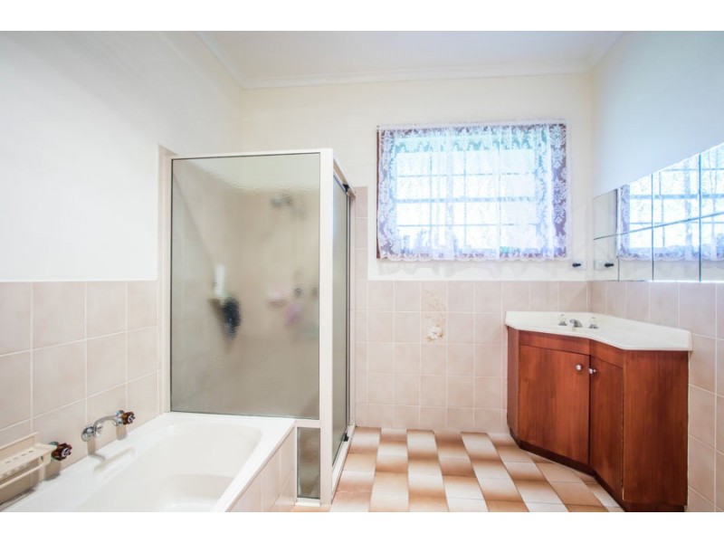 6 Tenison Drive, Mount Gambier SA 5290