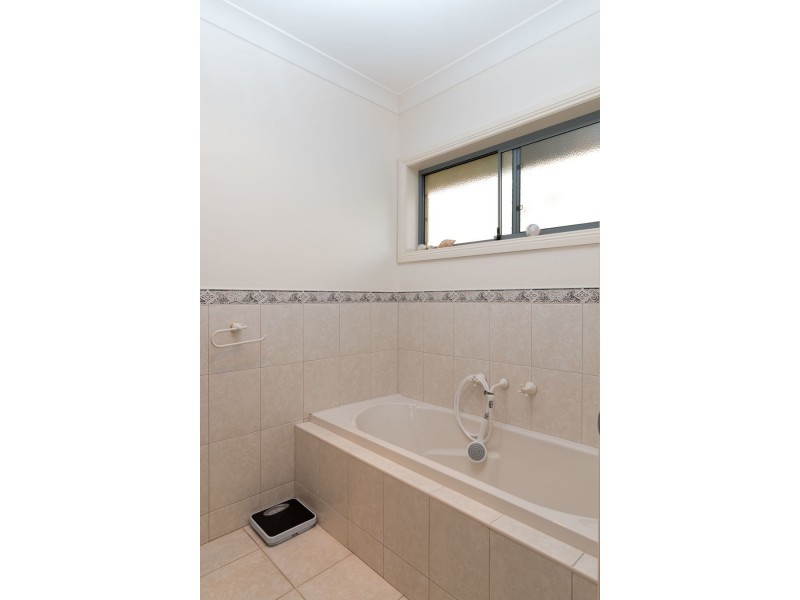 18 Dalkeith Drive, Mount Gambier SA 5290