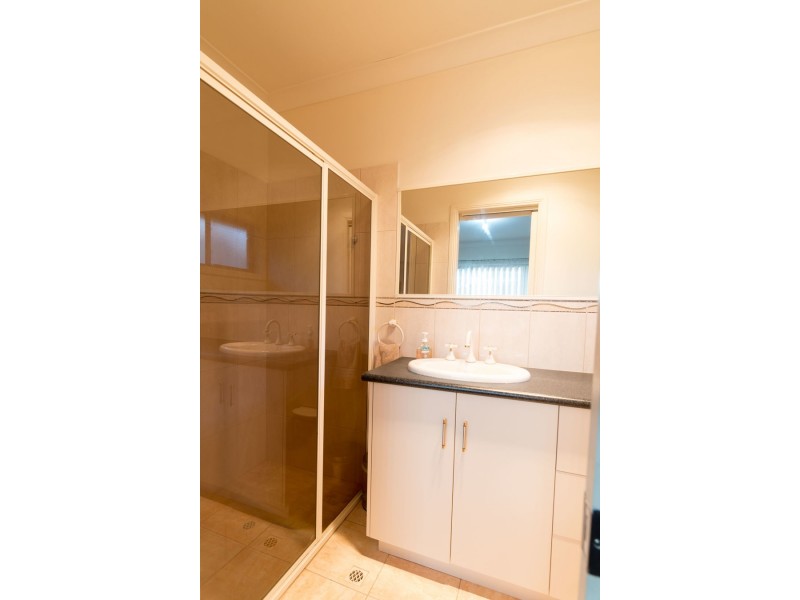 18 Dalkeith Drive, Mount Gambier SA 5290