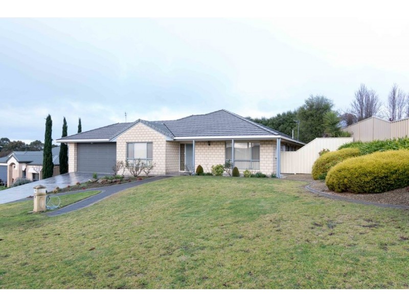 18 Dalkeith Drive, Mount Gambier SA 5290