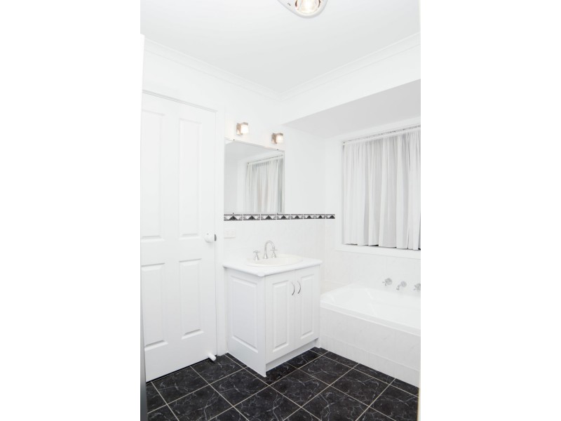 15 Matthew Flinders Way, Mount Gambier SA 5290