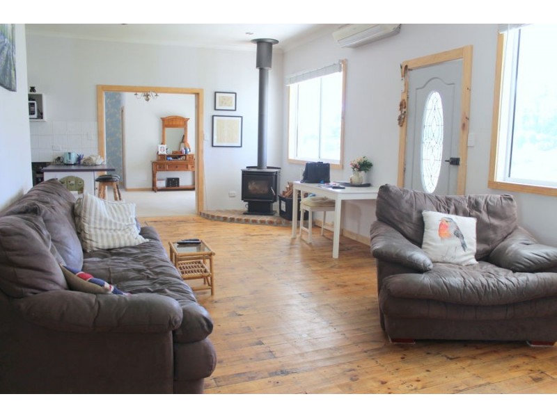 33984 Princes Highway, Compton SA 5291