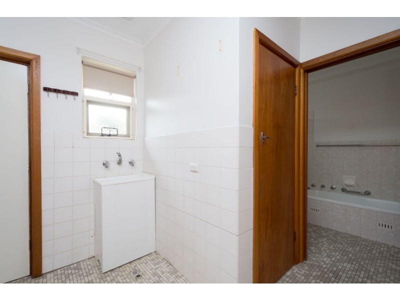 1/48 Lake Terrace East, Mount Gambier SA 5290