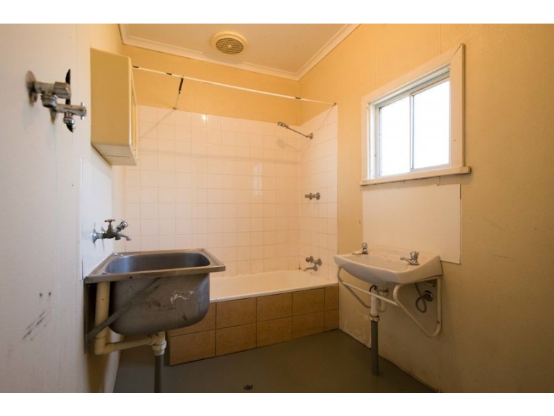 11 Peake Terrace, Nangwarry SA 5277