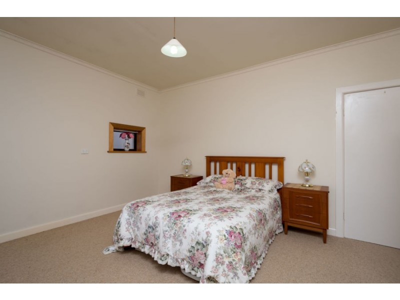 25 Gwendoline Street, Mount Gambier SA 5290