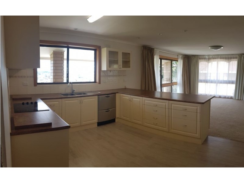 53 Lake Terrace West, Mount Gambier SA 5290