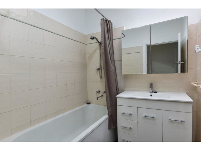 16 Newton Crescent, Mount Gambier SA 5290