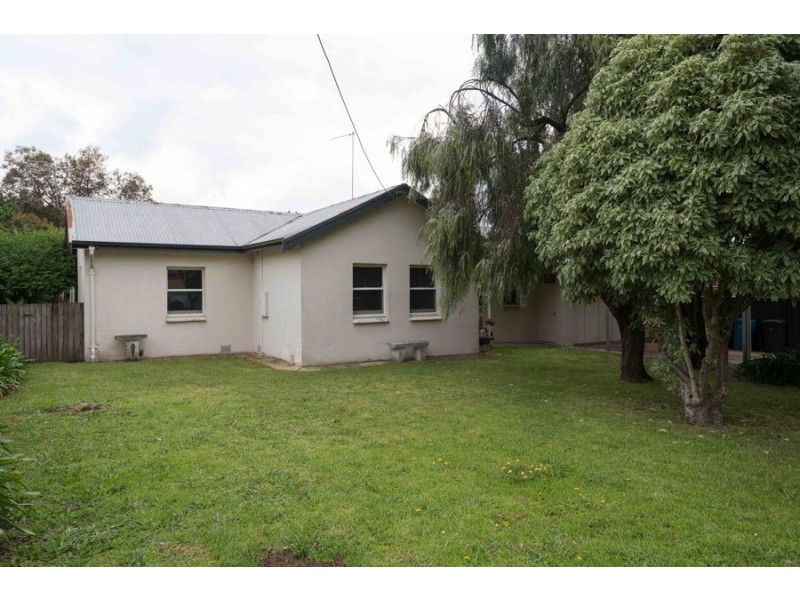 11 Hillcrest Avenue, Mount Gambier SA 5290